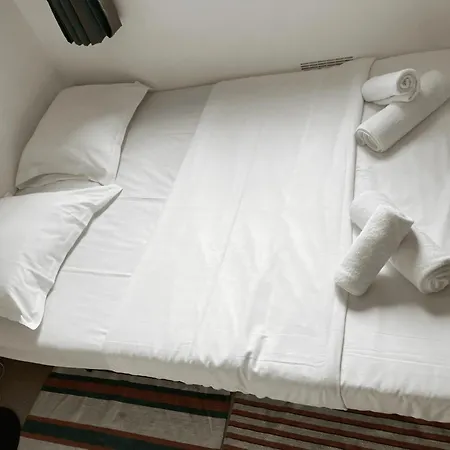 Cosy For 2 In Saint Germain Des Pres Paris